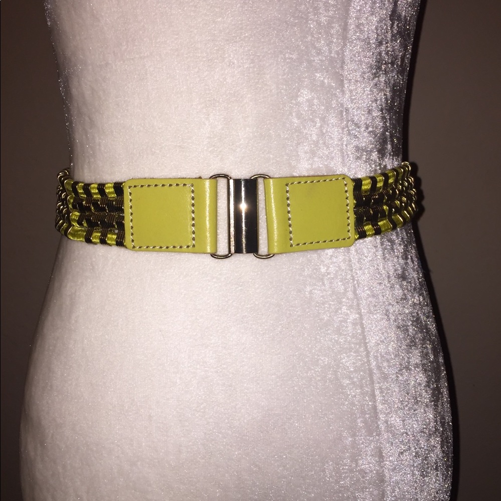 BCBGMAXAZRIA Stretches Belt.